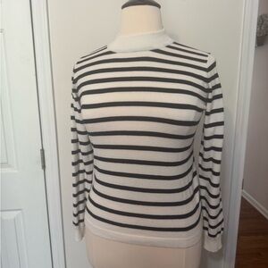 Striped Crewneck Women’s Sweater in Black and White